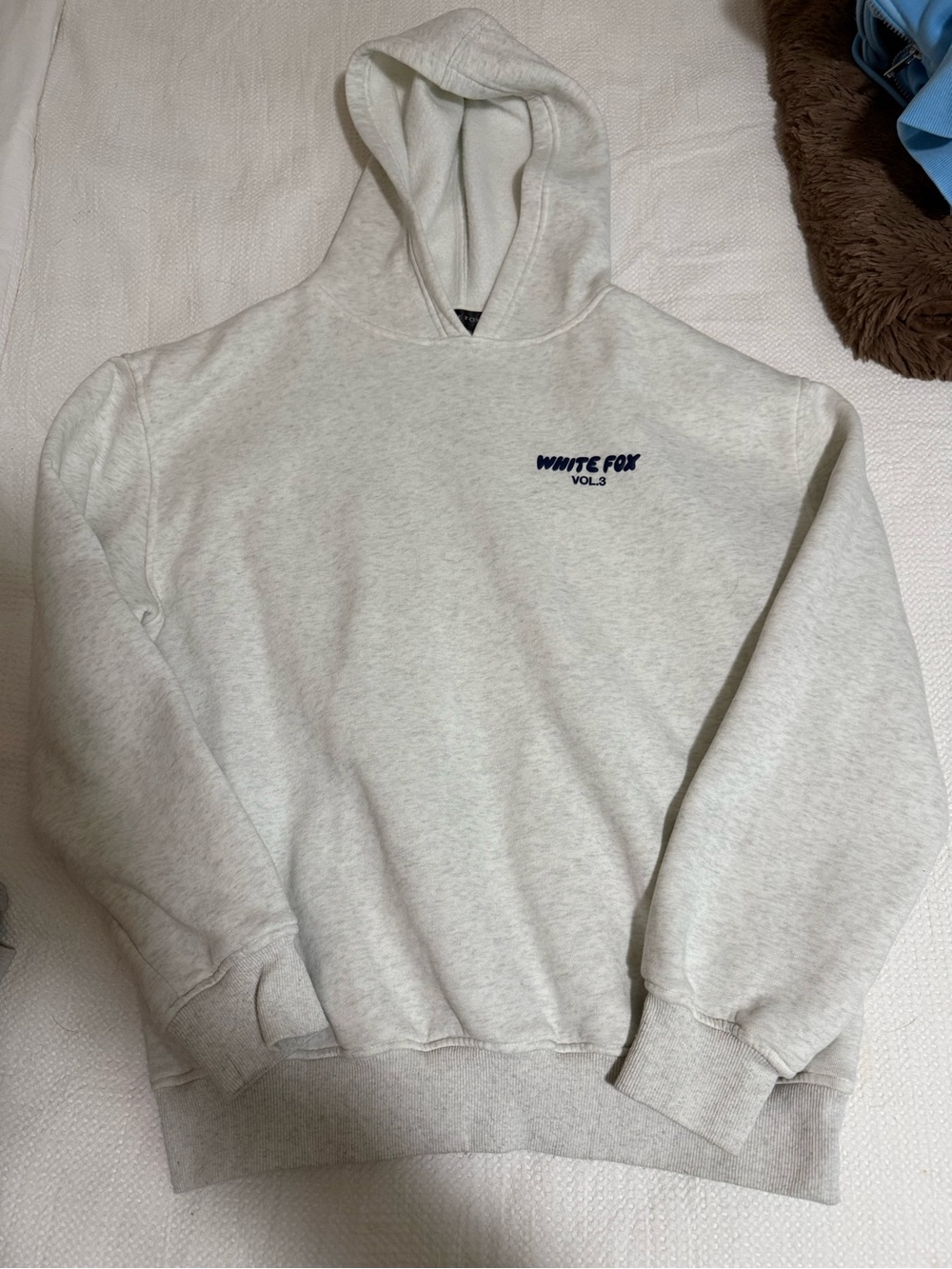 White Fox Vol.3 Pullover Hoodie - Light Heather